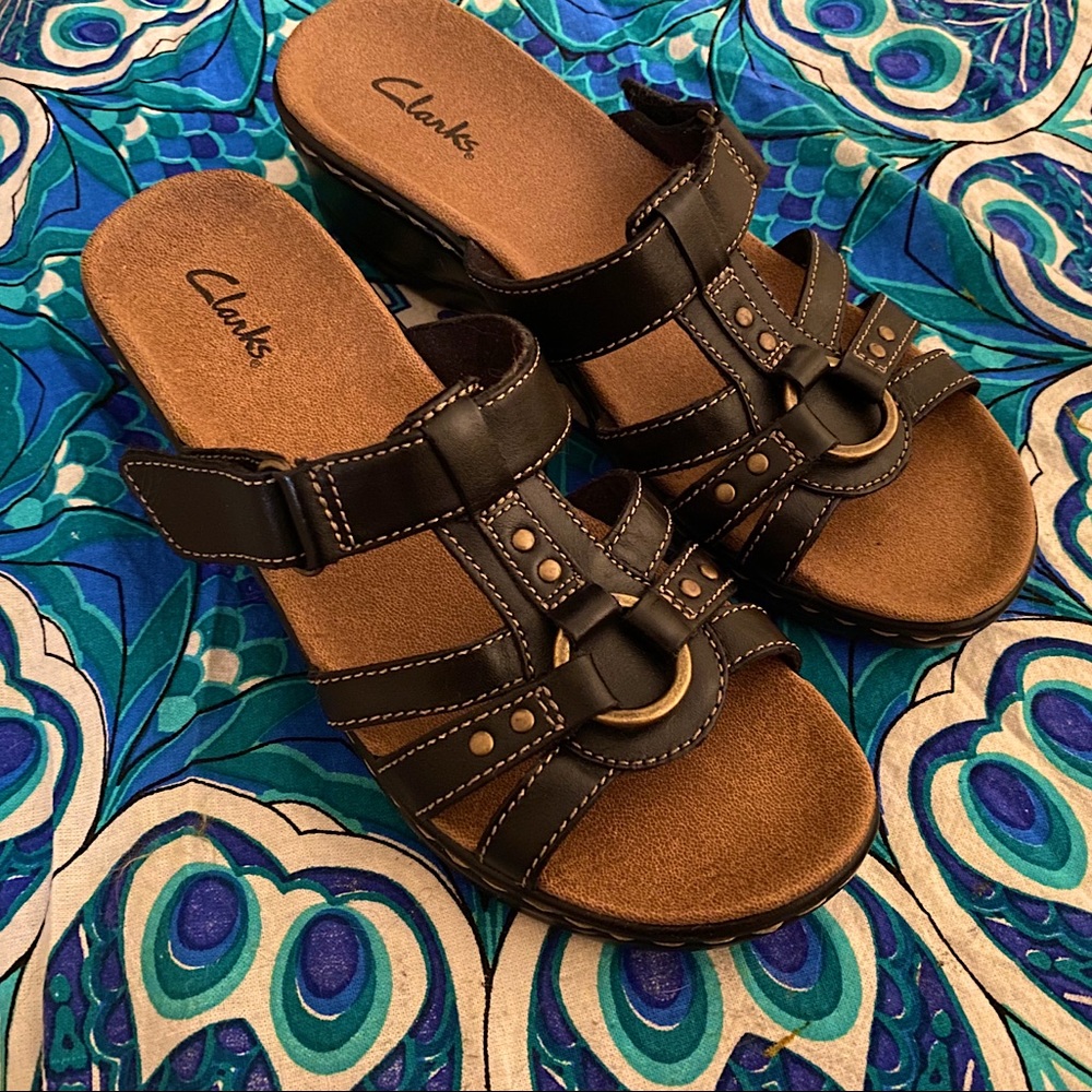 Womens mini platform sandals
